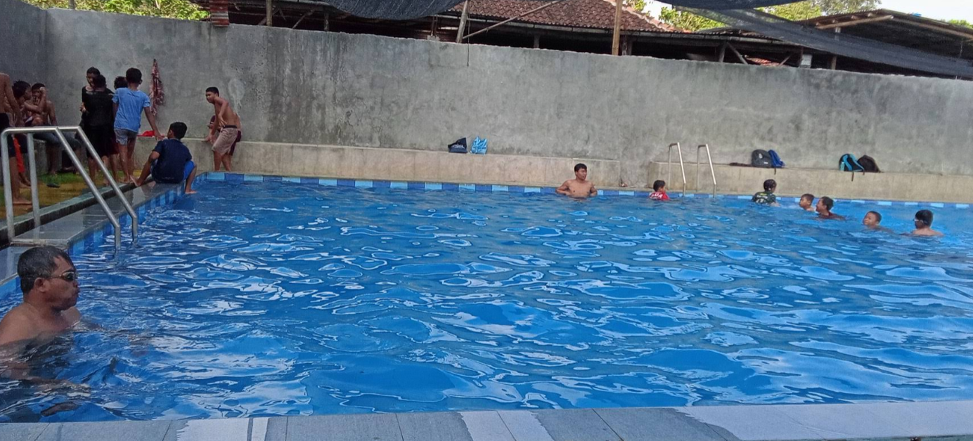 Kolam Renang Padasan Sepur Mini