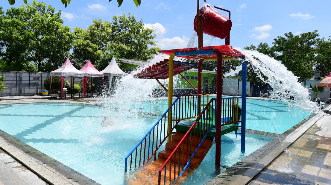 Kolam Renang Pandanaran Hills